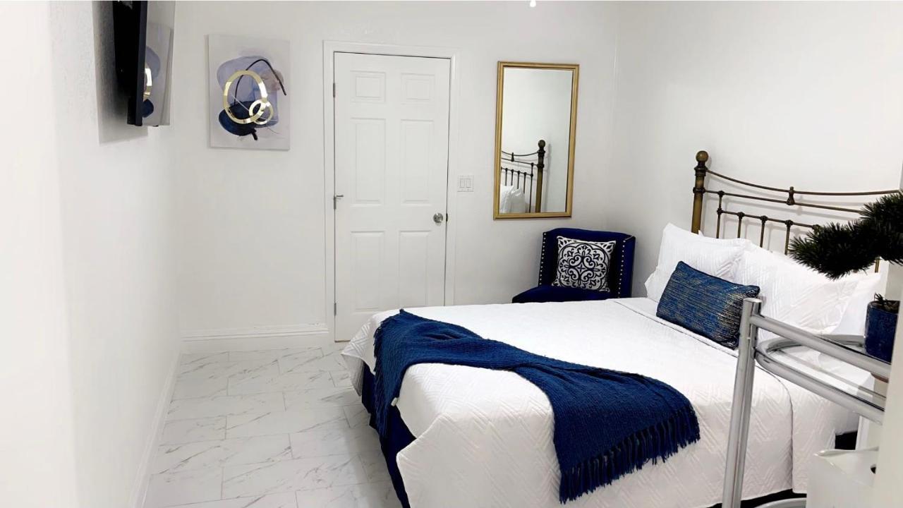 Guest House , 5 Min Away From Las Airport. ลาสเวกัส ภายนอก รูปภาพ